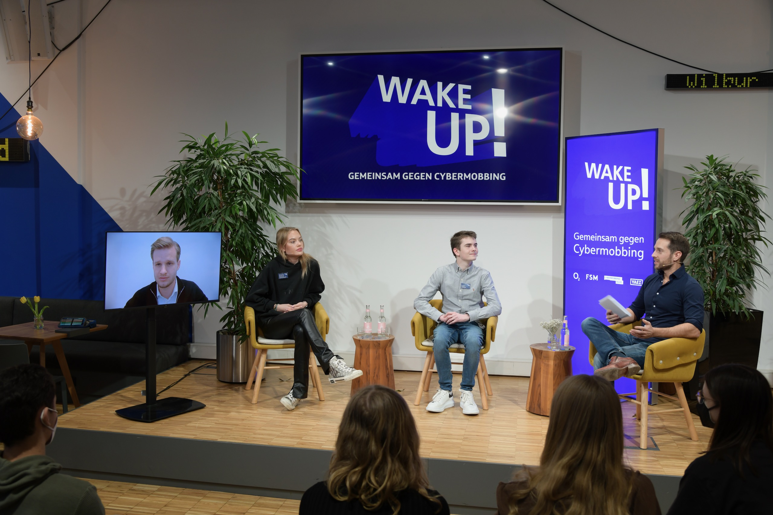 Safer Internet Day 2022: Gewinner des WAKE UP!-Videowettbewerbs ausgezeichnet